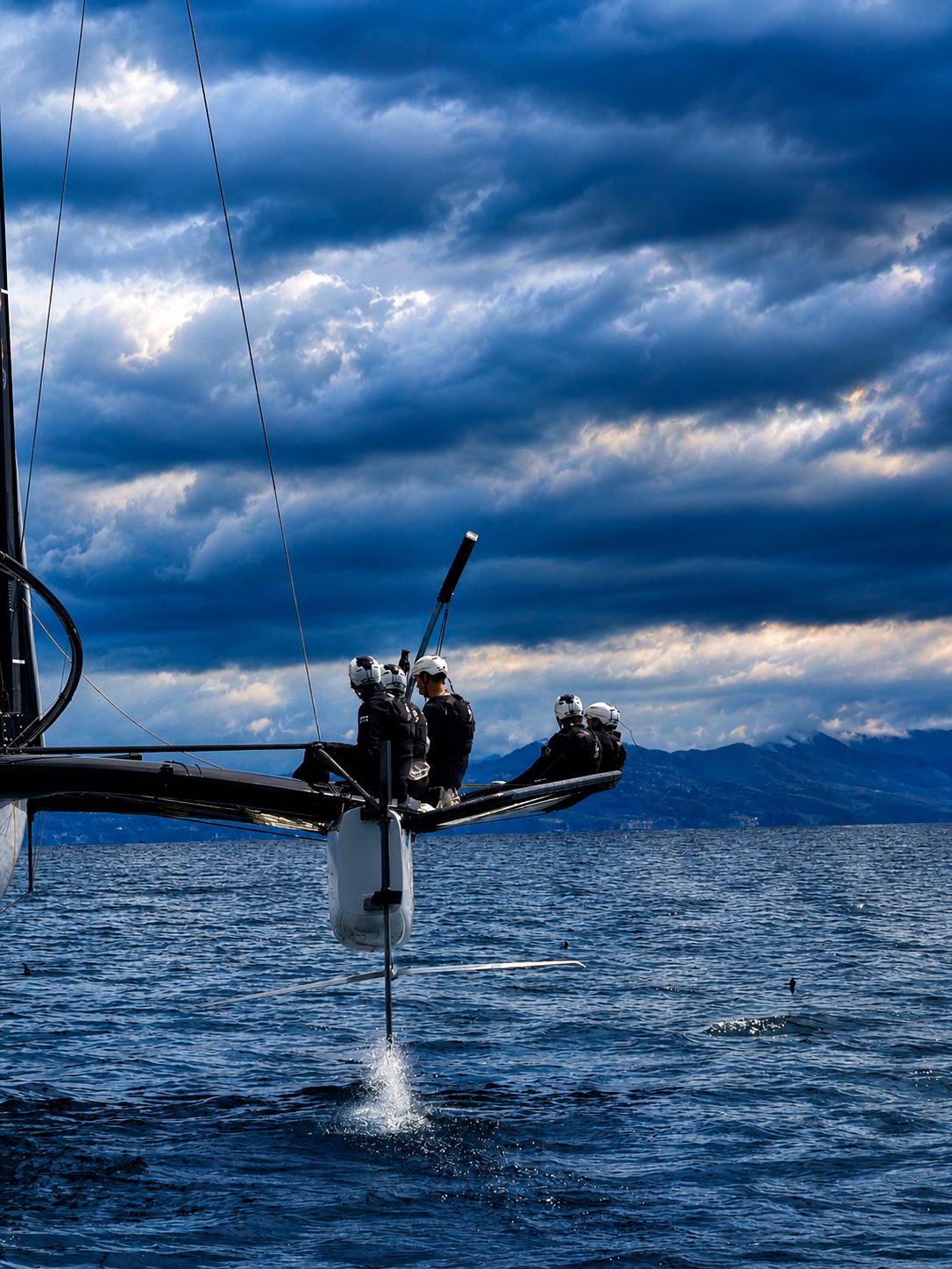 Ylliam 17 — voile foil sur le Léman